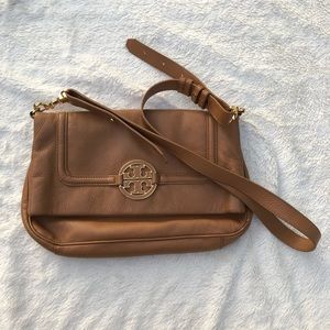 TORY BURCH AMANDA FOLDOVER MESSENGER BAG